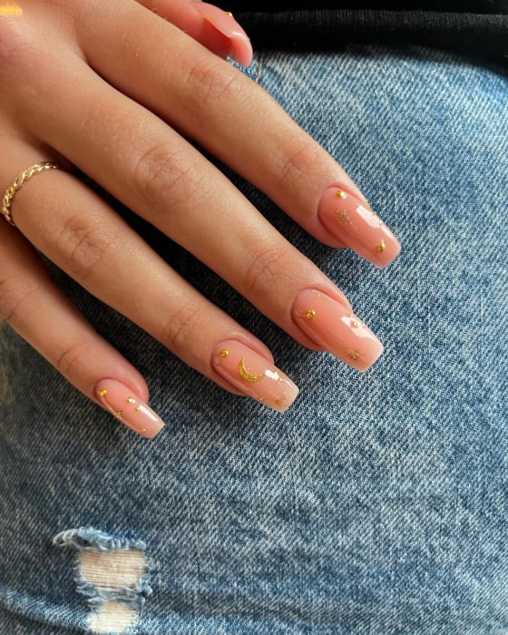 Paznokcie różowe Gdynia - Veronique Nails